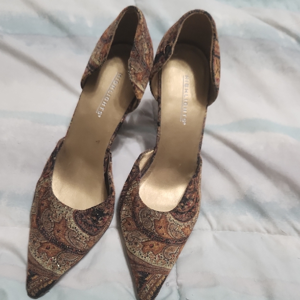 Elegant Brown Patterned Women Shoes